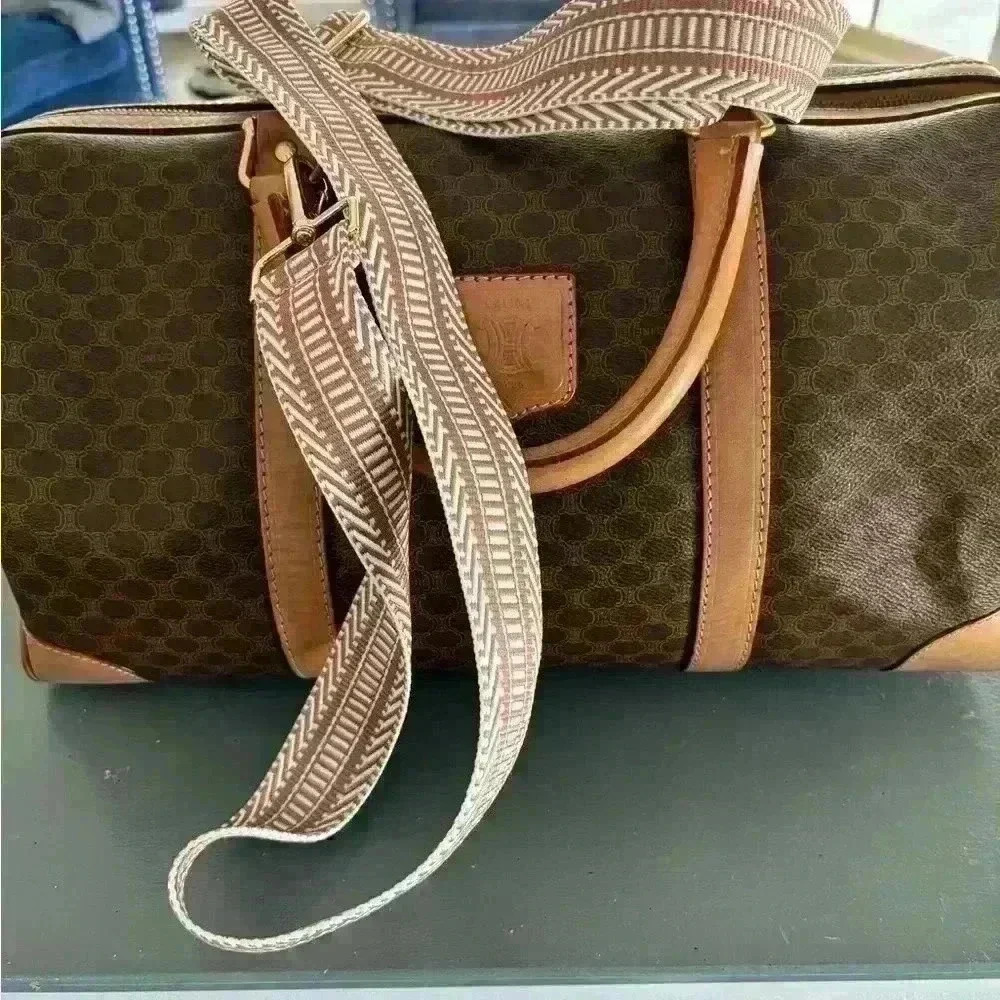 Celine Duffle- classic carryon W/added guitar strap strap-some wear but lovely - Picture 5 of 17